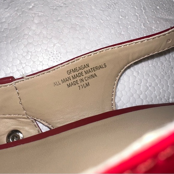 Guess Red Patent LeatherPlatform Slingback Clog Heel Sz 7.5 - Picture 10 of 10